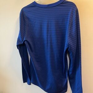 Patagonia Men's Long Sleeve Crewneck Shirt - Blue & black Striped Size Large